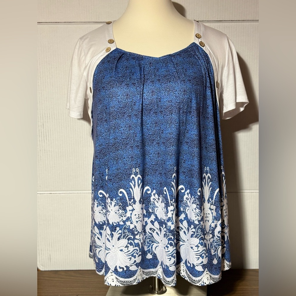 SHEIN XXL ladies short sleeve top. Very pretty 31” length 24” p2p. Blue …